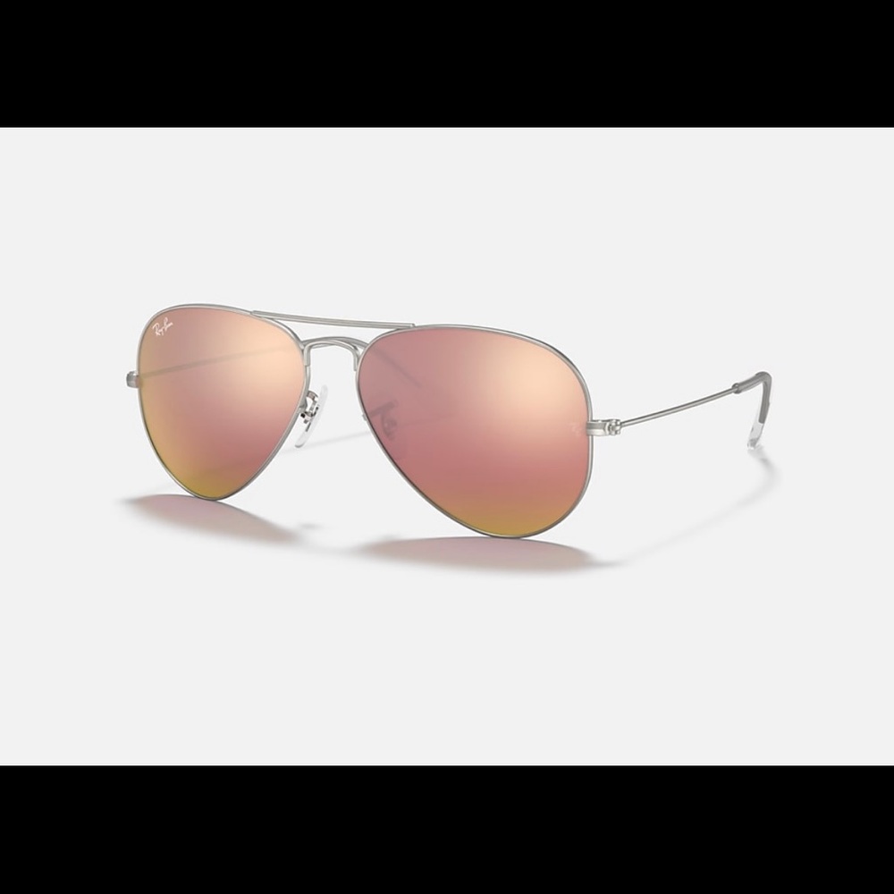 Ray Bans Aviator Style Pink Flash Lense